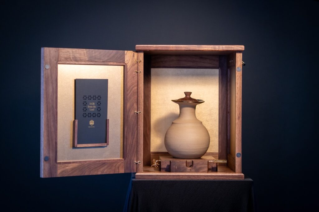 World’s most expensive honey created by New Zealand mānuka apiarists